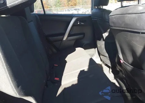 2018 Toyota Rav4 Xle from USA, damaged, VIN JTMRFREV4JD241522